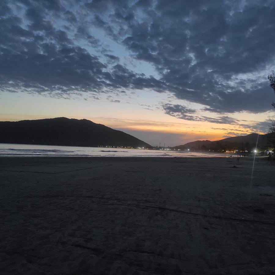 Pe Na Areia Sape Hotel Ubatuba Exterior photo